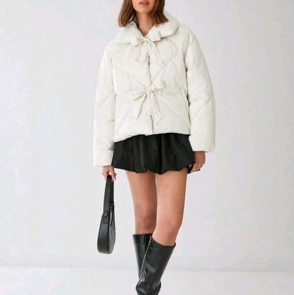 Jackets & Blazers - Women's Solid Color Bow Tie Decorated Long Sleeve Loose Thick Coat Autumn